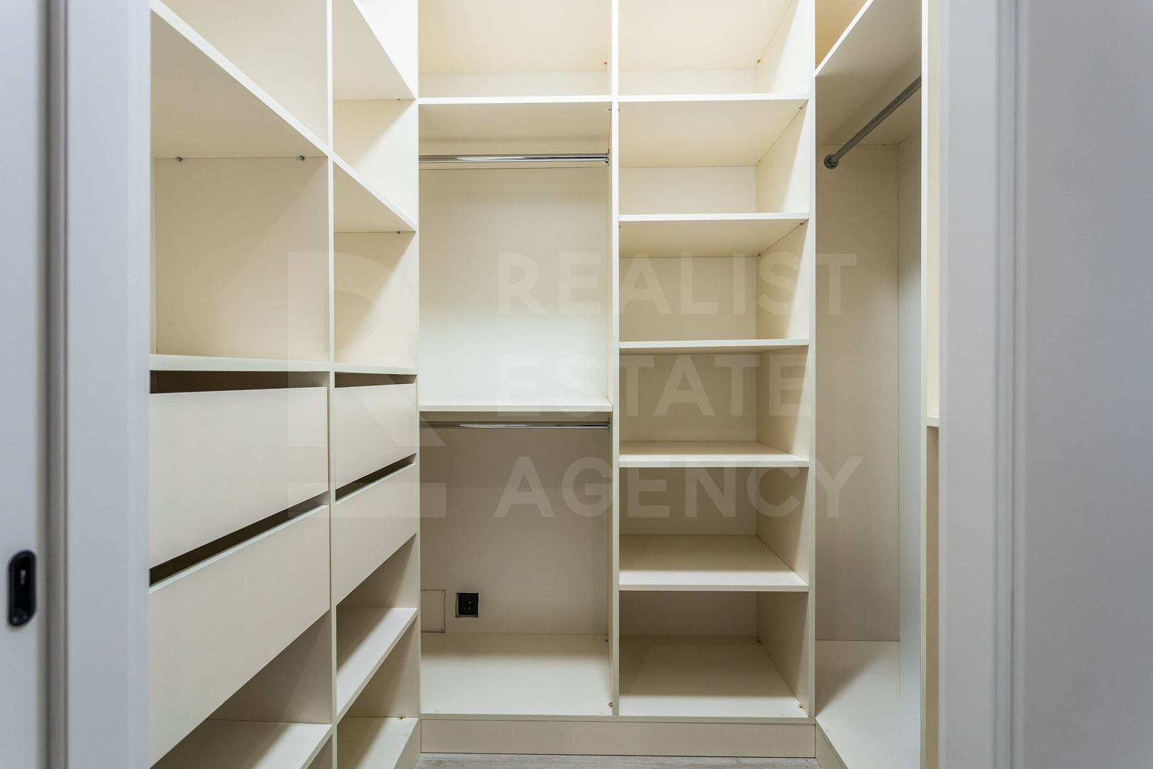 Chirie, apartament, 3 camere, str. Ioana Radu, Buiucani - Poză 23