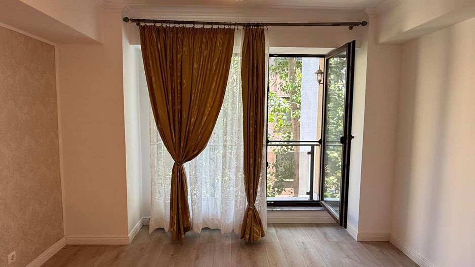 INCHIRIERE Apartament cu 3 camere in zona Aviatiei - Poză 22