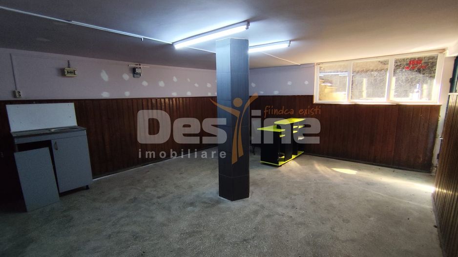 Spatiu comercial  de inchiriat Baicoi Central Liliesti! - Poză 1