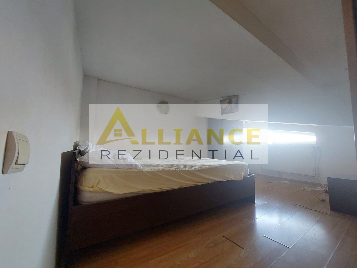 Apartament 2 camere + mansarda | Strada Postalionului | Sector 4 - Poză 3