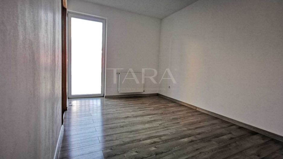Apartament cu 2 camere în Florești . - Poză 3