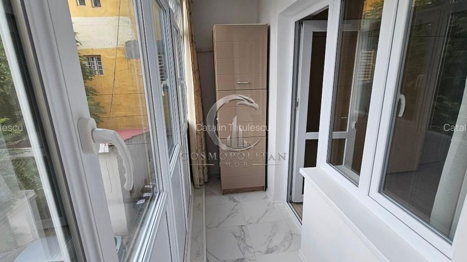 Apartament cu 2 camere ultracentral etaj 1 renovat mobilat utilat - Poză 3