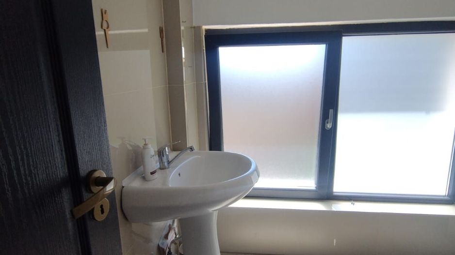 🏡 Casă de închiriat – 210 mp + curte 100 mp – Zona Buzești, Victoriei - Poză 15