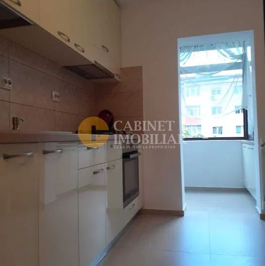 3 camere decomandat- Etaj 2- Renovat - Zona Alexandru cel Bun/ Minerva - Poză 7