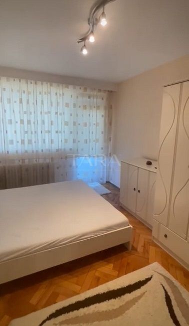 Apartament cu 3 camere de vanzare in Grigorescu. - Poză 2