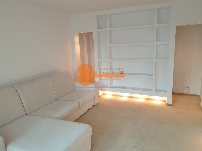 Studio Modern cu Vedere la lacul Herastrau - Poză 12