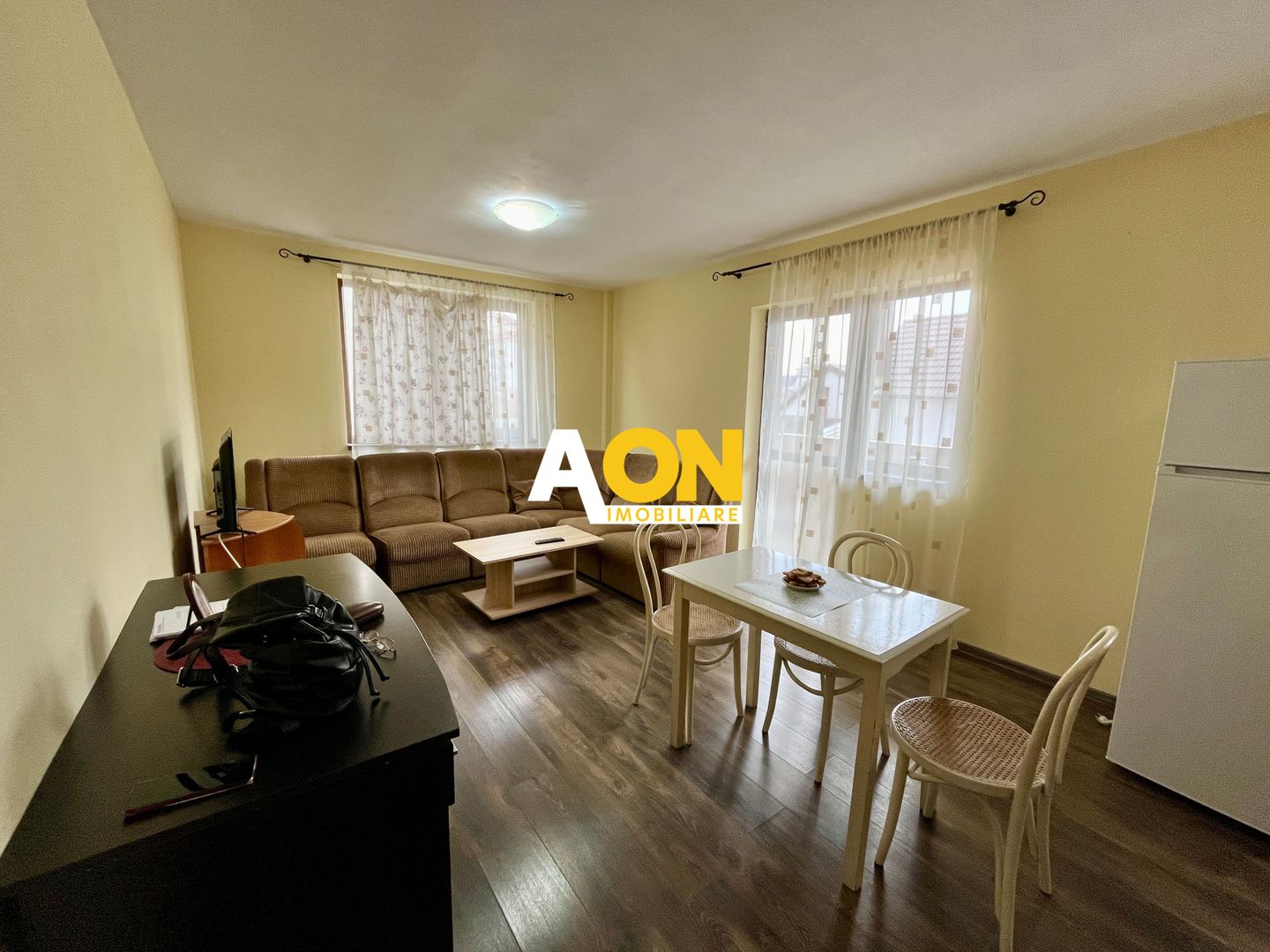 Apartament Cu 2 Camere, Etaj 1, Centru - Poză 5
