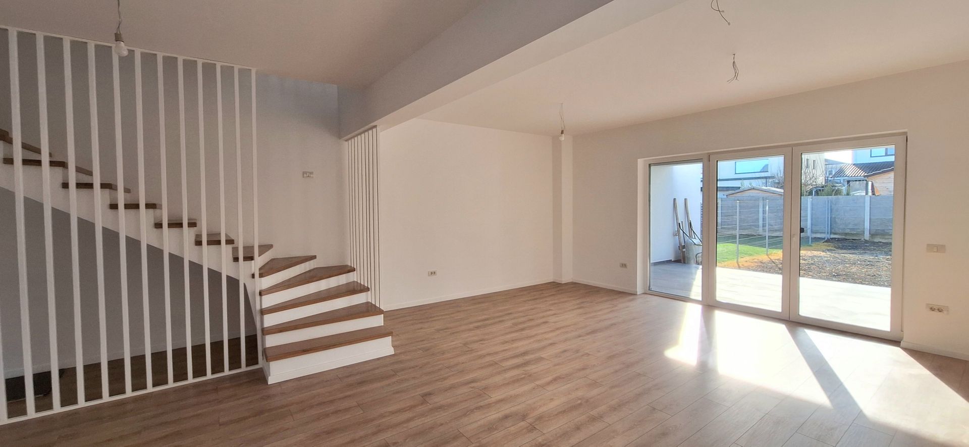 DUPLEX FINALIZAT - finisat la cheie - Poză 3