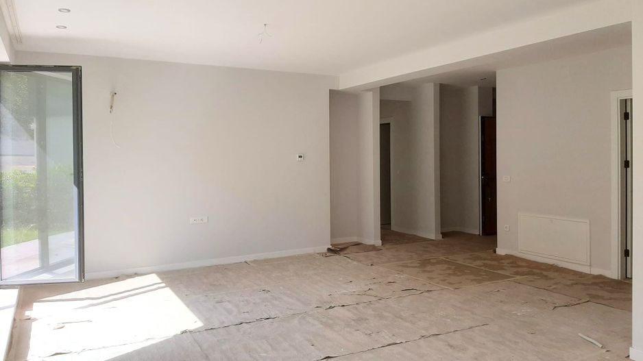 APARTAMENT PREMIUM CU 5 CAMERE ȘI GRĂDINĂ PRIVATĂ DE 160 MP - Poză 6