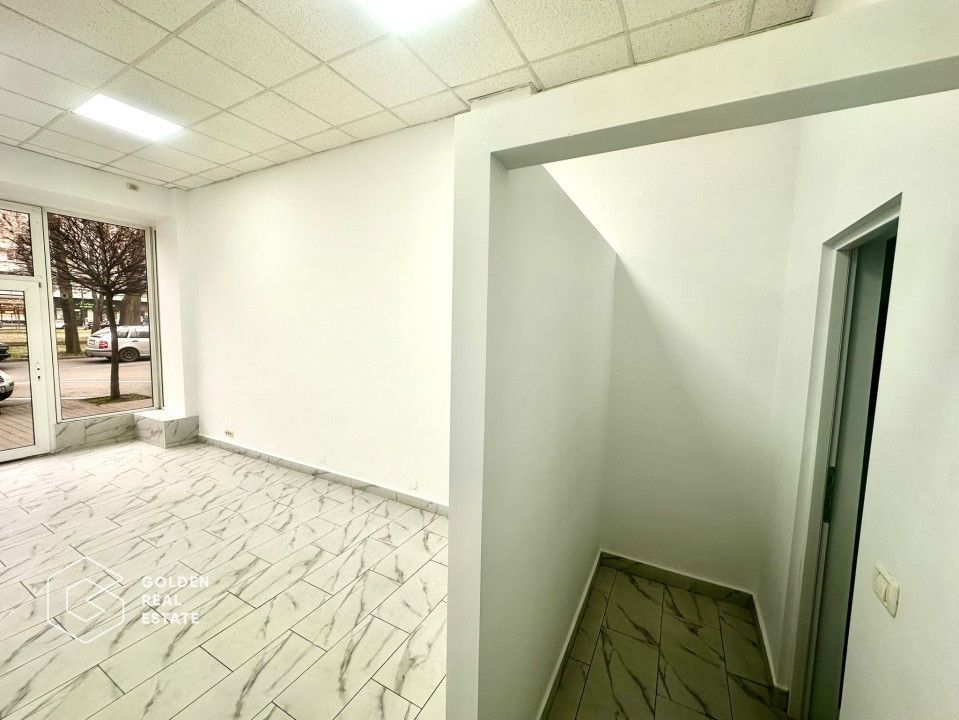 Oportunitate! Spatiu comercial situat in inima orasului, 3 camere, acces stradal - Poză 3
