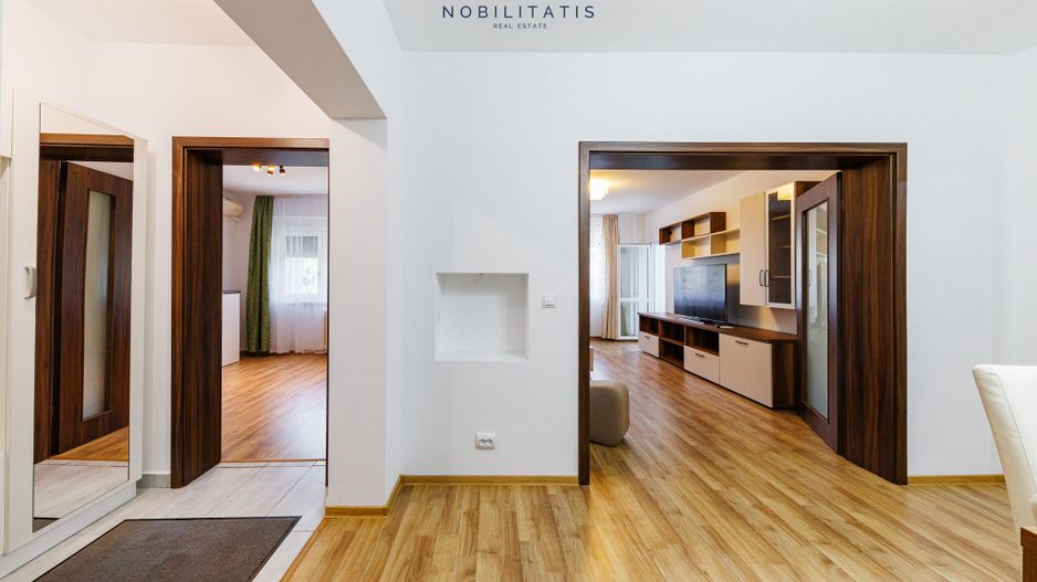 Un apartament cum rar găsești, în centrul orasului | 4 camere & 2 bai - Poză 8