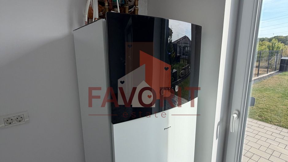 Disponibila imediat. Pompa de caldura Daikin. Langa padure - Poză 5