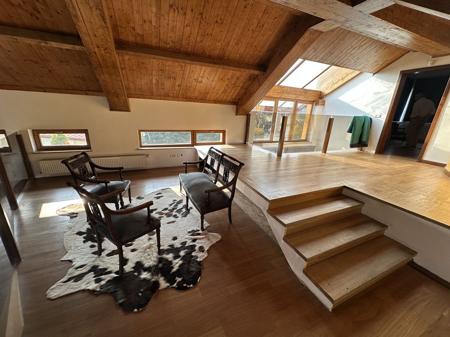 Proprietate cu piscina Dumbravita - Poză 4