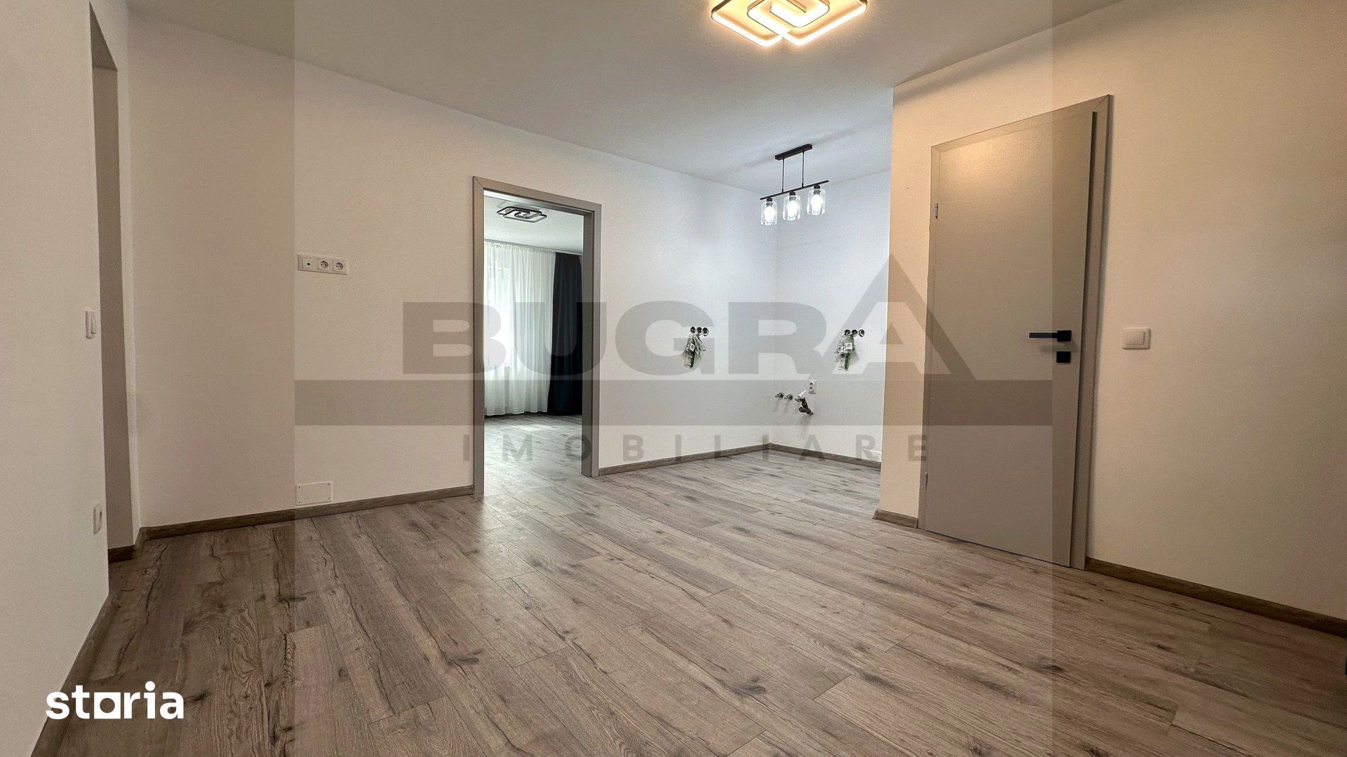 Apartament de 2 camere, 33 mp, zona strazii Bucuresti - Poză 1