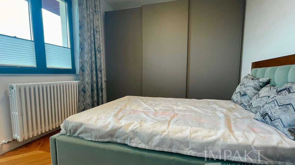De inchiriat-Apartament cu 4 camere, Garaj și Parcare | Zona Centrala - Poză 5