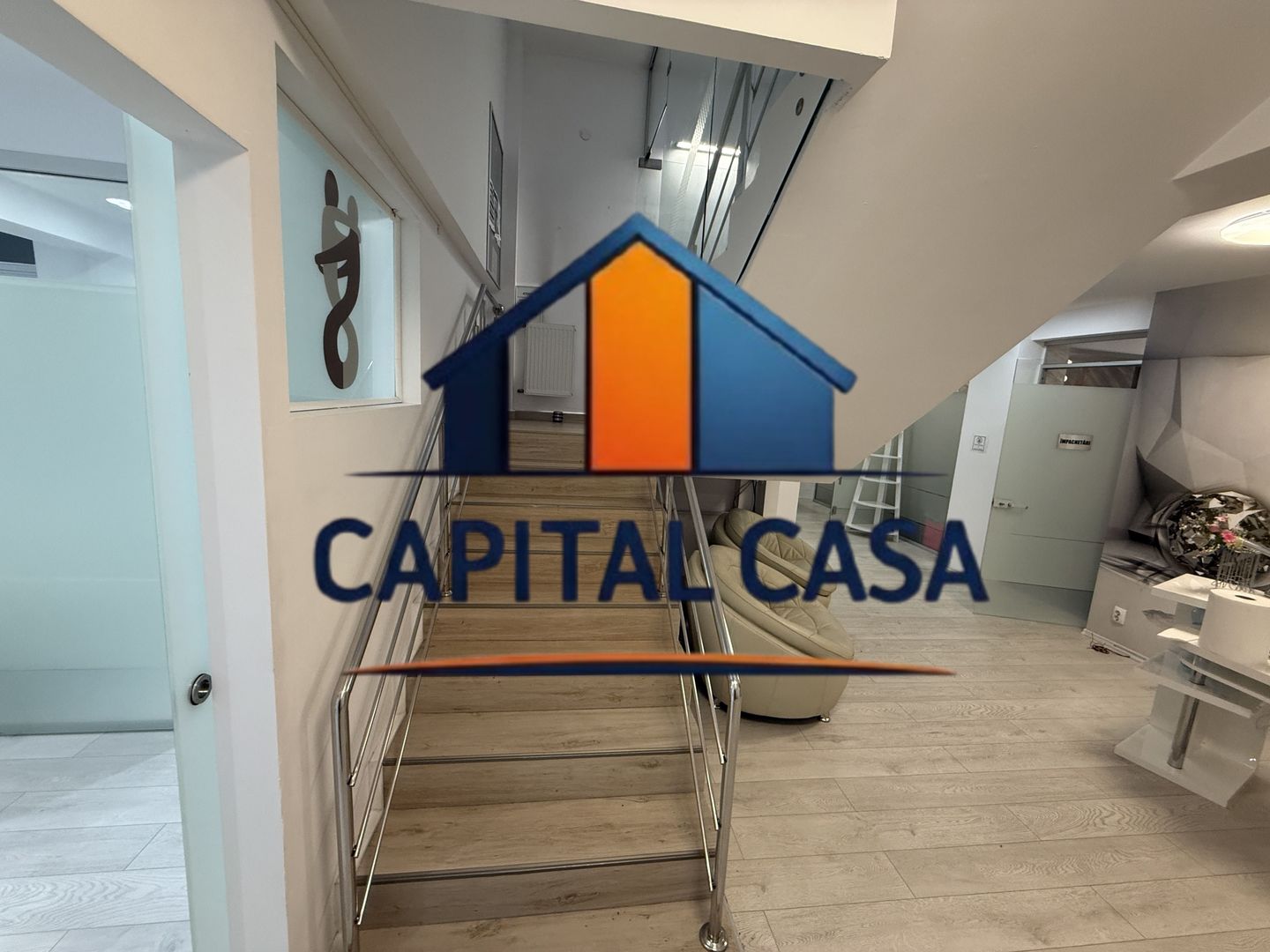 Salon de Înfrumusețare Lux - Central Ploiești - 153 mp - Poză 4