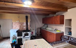 Proprietate rurală de vânzare | 1500 mp teren | Cobătești | Harghita - Poză 5