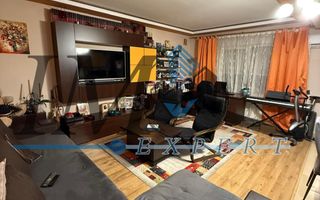 Apartament de vânzare cu 3 camere zona Stadion - Poză 2
