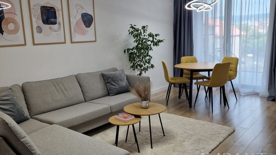 Apartament ultramodern cu 2 camere in zona The Office - Poză 1