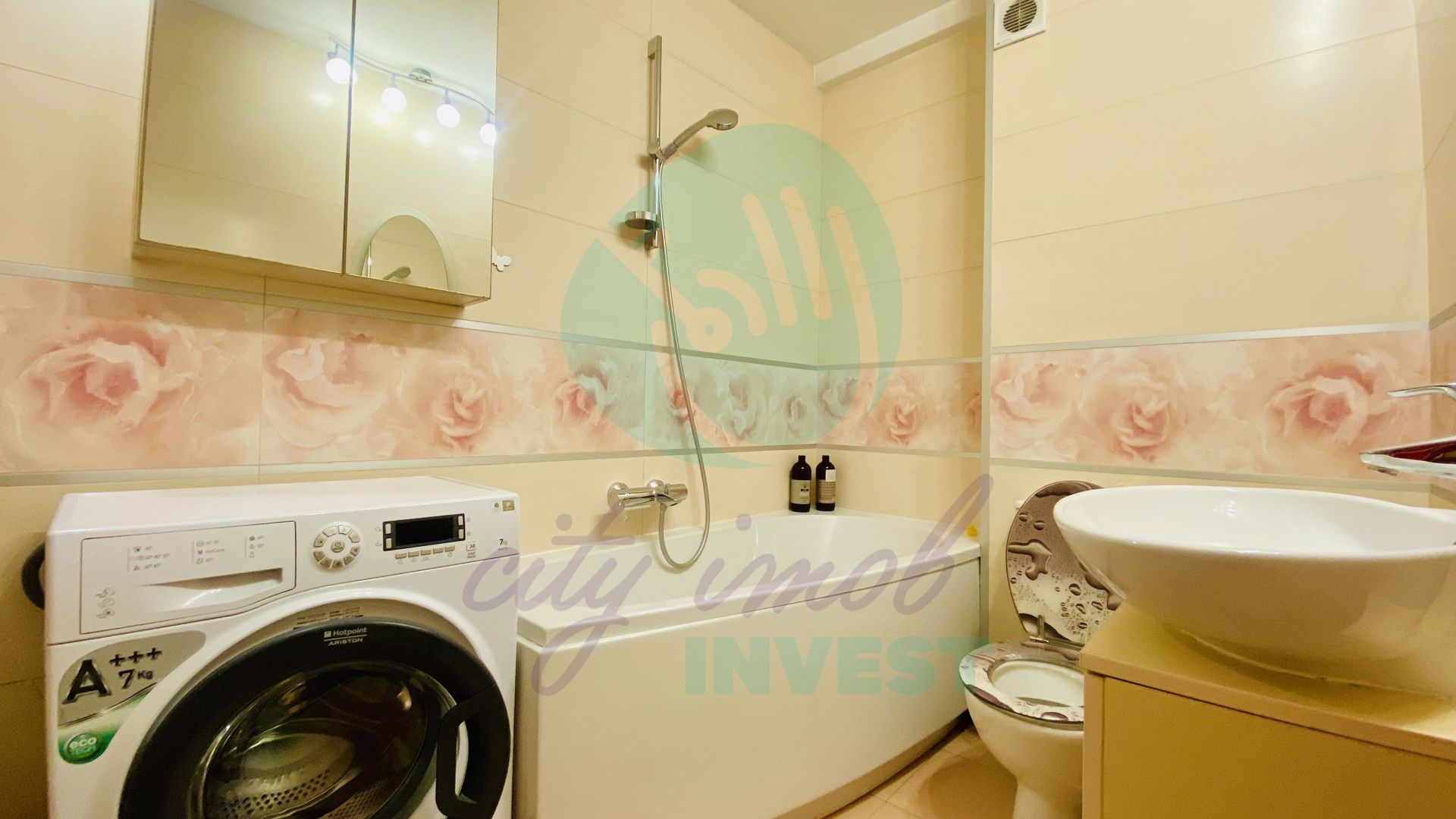 2 camere spatioase cu VEDERE PANORAMICA - Poză 9