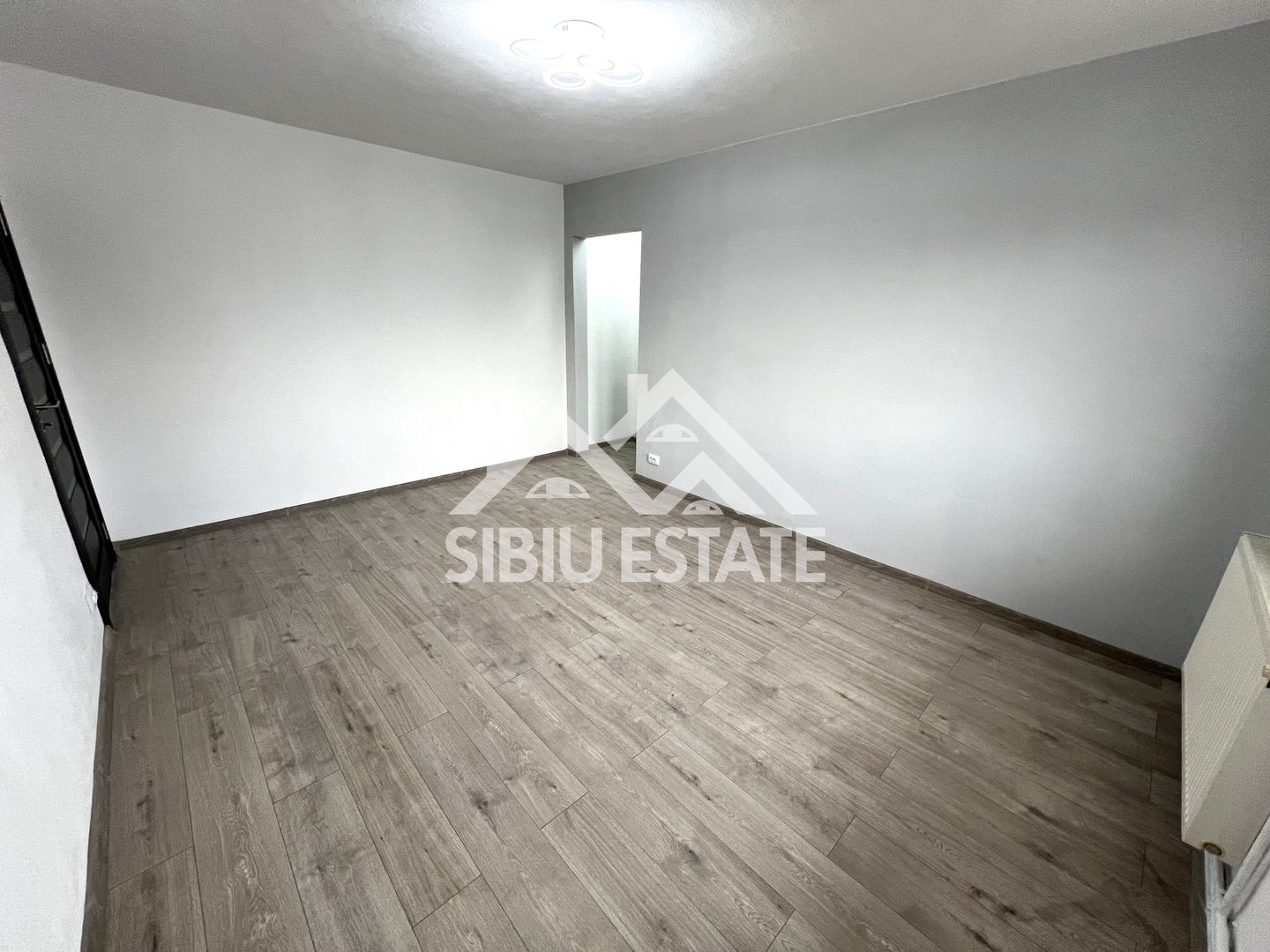 Apartament 2 camere cu balcon, pivnita Sibiu, scoala 9 - Poză 7