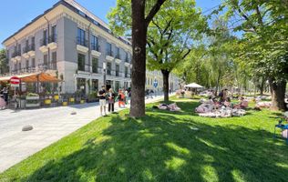 SPAȚIU PENTRU COFFEE SHOP DE VIS - PALATUL MIKES - PIAȚA MUZEULUI