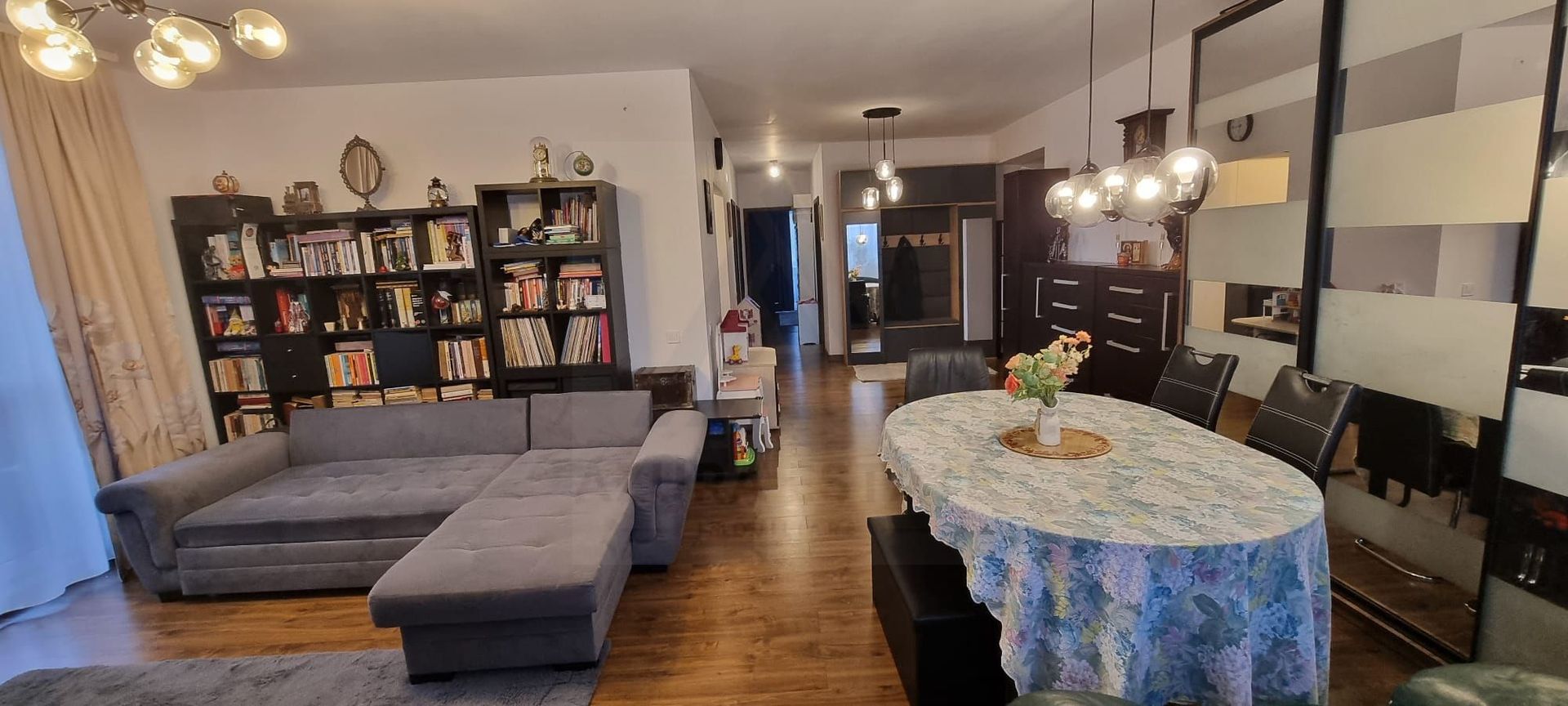 Apartament 3 camere decomandat 93 mp + terasă  zona Piața Rahovei - Poză 2