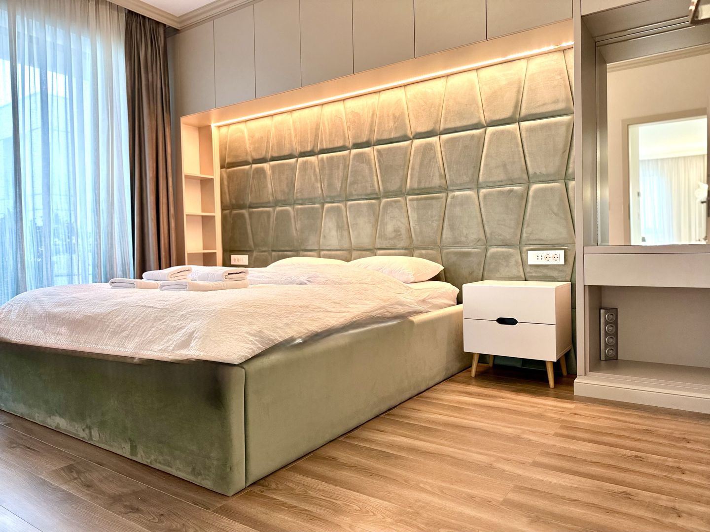 Penthouse cu 2 camere in zona Torontalului - Iris - Poză 4