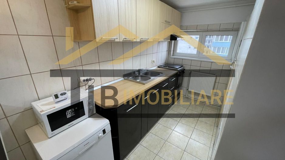 Apartament de 3 camere, 70mp, Zona Central - Poză 3