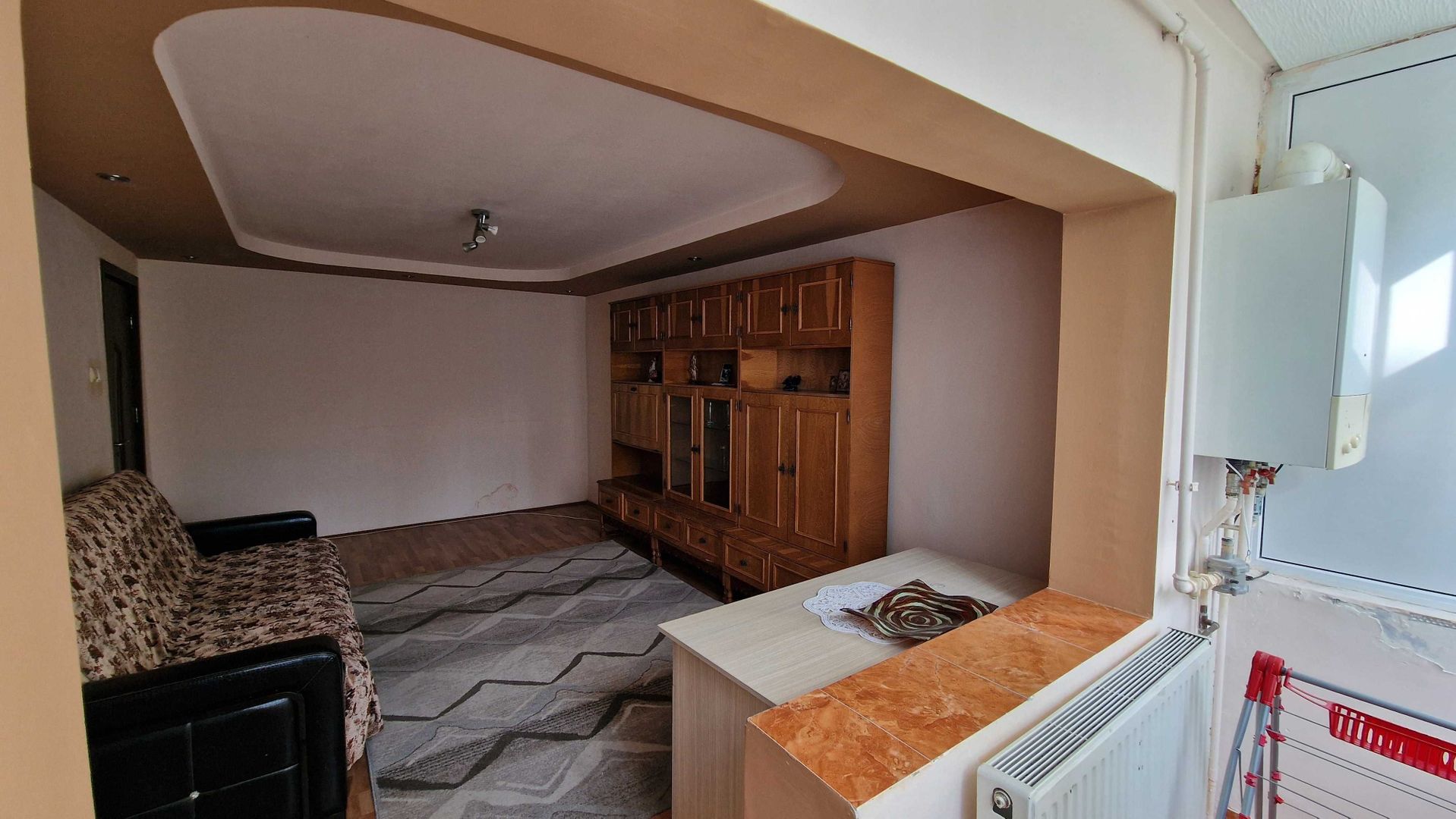 Apartament 3 camere decomandat  zona Big Nou etaj 3/4 - Poză 3