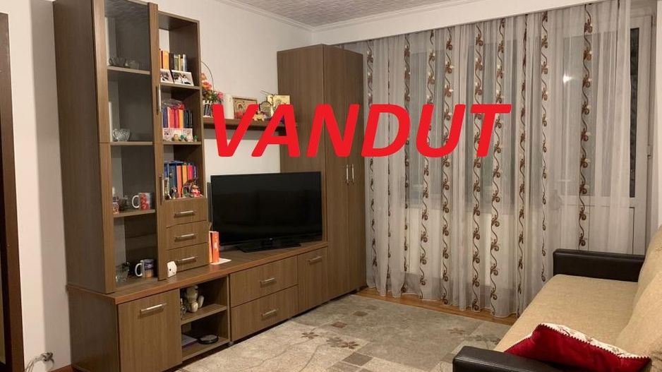 Vanzare Apartament Craiovei - Poză 1