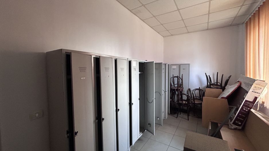 Clădire multifuncțională de închiriat – zonă cu acces TIR - Poză 11