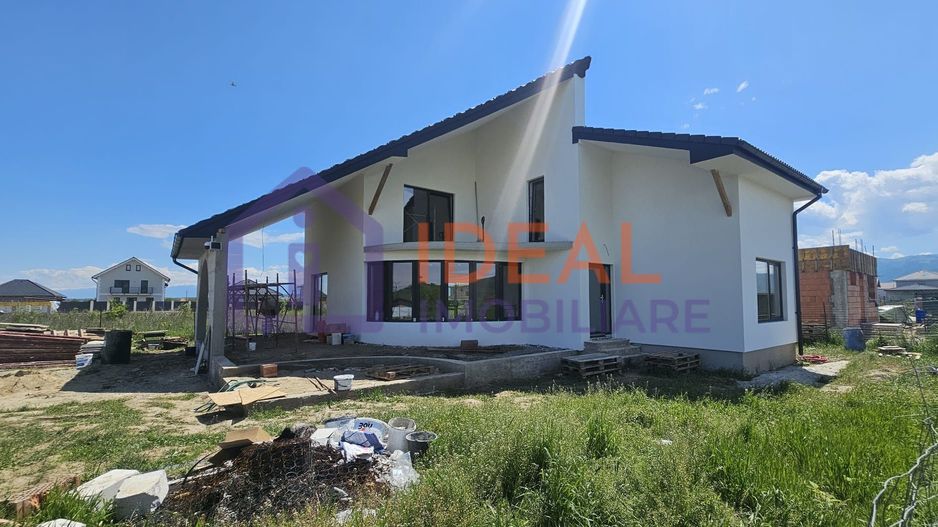 Casa Individuala Moderna cu 5 camere si 668 mpu curte, in Cristian - Poză 4