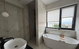 Duplex 190 mp utili, 200 teren, terasa 80 mp, cartier Voronet - Poză 9