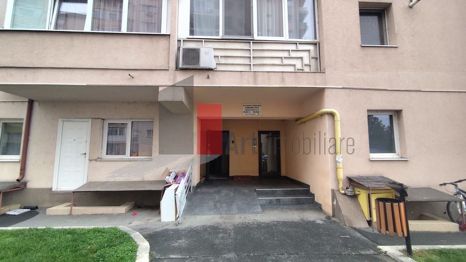 Apartament cu 3 camere de vanzare in Confort City - Poză 5
