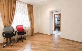Casă 210 m² cu 5 dormitoare și teren 10 ari – Euroreparație | Drochia, str. Grigore Ureche - Poză 38