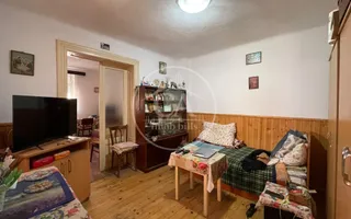 Casa de vanzare cu 4 camere in zona Nufaru,  Oradea - Poză 18