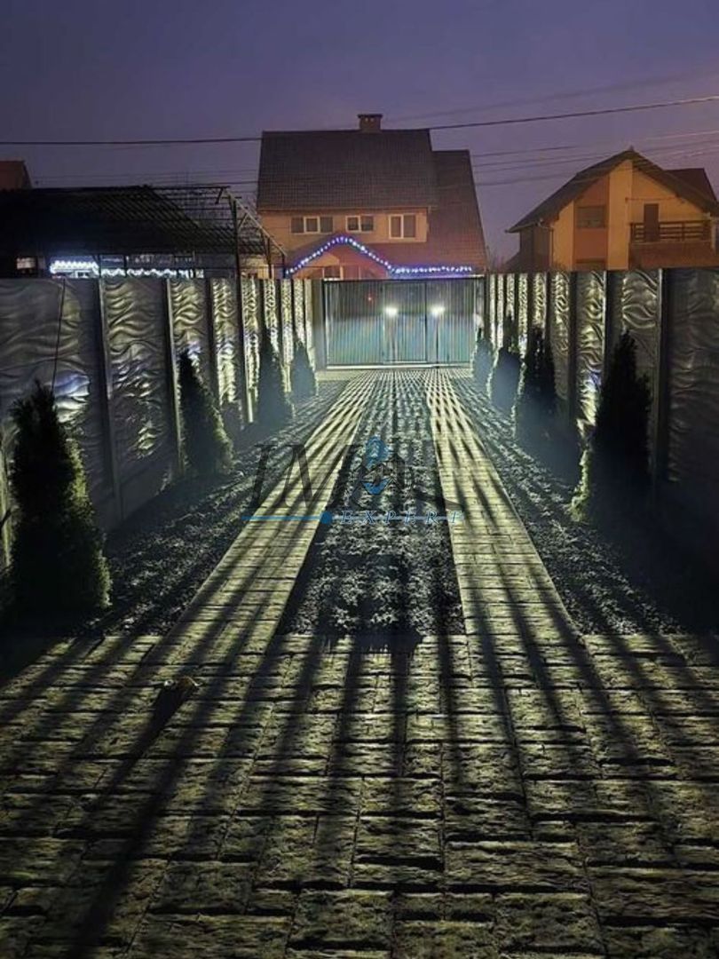 Casa pe un nivel zona Cetate - Poză 3