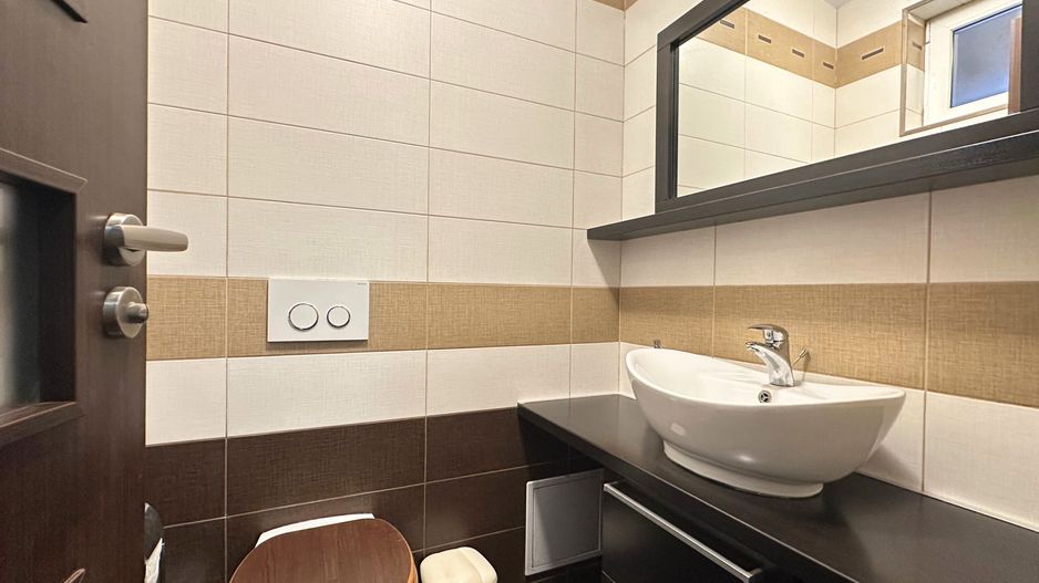 Închiriere casa duplex primitor creat pentru confort liniște și momente frumoase - Poză 34