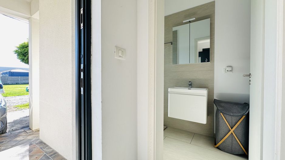 INCHIRIAT - Casa Sacalaz - Segmentul Premium | 2 dormitoare & 2 bai, 88 mp - Poză 10