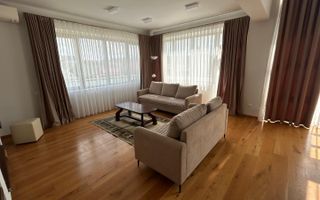 Penthouse exclusivist de închiriat – Strada Hipodromului, Sibiu - Poză 1