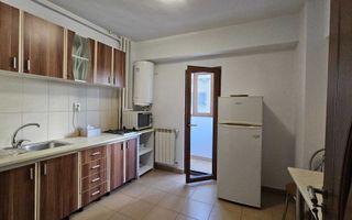 Închiriez garsonieră modernă, Piața Muncii, boiler, metrou aproape - Poză 3
