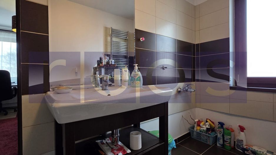 VANZAE VILA P+1+P | 6 CAMERE | ZONA VITAN MALL - Poză 11