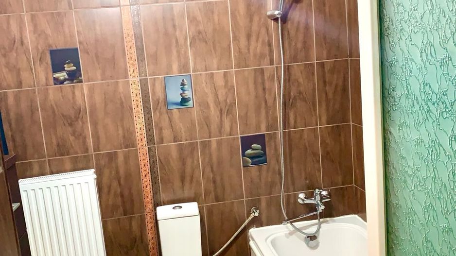 ageuropa.ro vinde ap 2 cam 65mp la etajul 2 în zona ULTRACENTRALA. - Poză 12