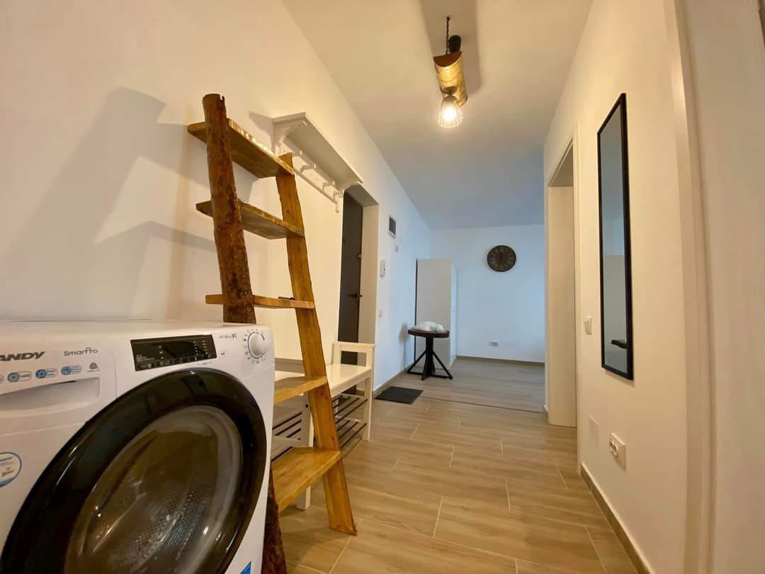 Apartament 2 camere de inchiriat Aparatorii Patriei - Poză 2