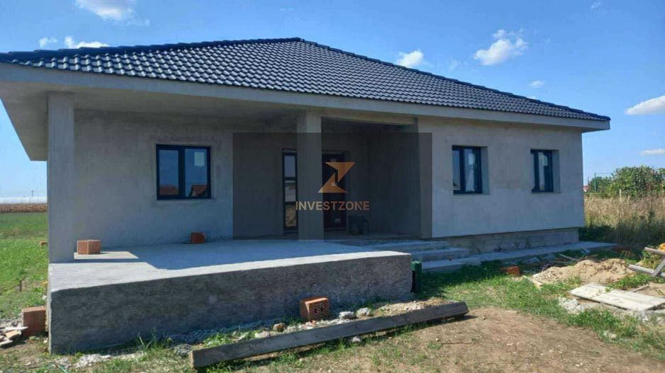 Casă cu proiect deosebit în Livada de Bihor - Poză 2