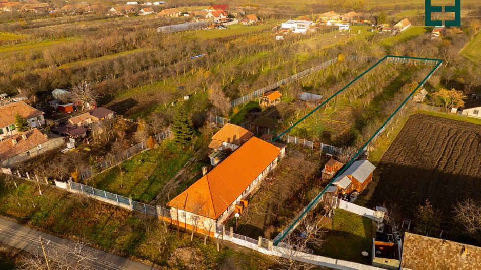 Vândut - Casă rustică cu teren 2448 mp – Seceani – Timiș - Poză 4