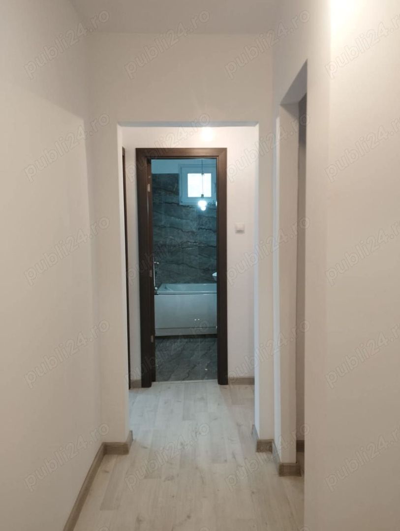 3 camere, decomandat, etaj 2, renovat, Micro 39 - Poză 2