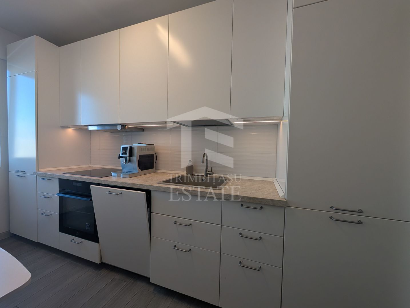 Apartament de 2 Camere Mobilat si Utilat complet + Loc de parcare - Poză 9