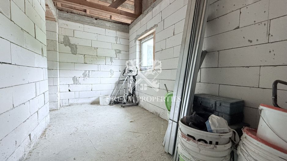 Casa individuala 5 camere, 2 bai, 120 mp, teren 300 mp, Sannicoara - Poză 12